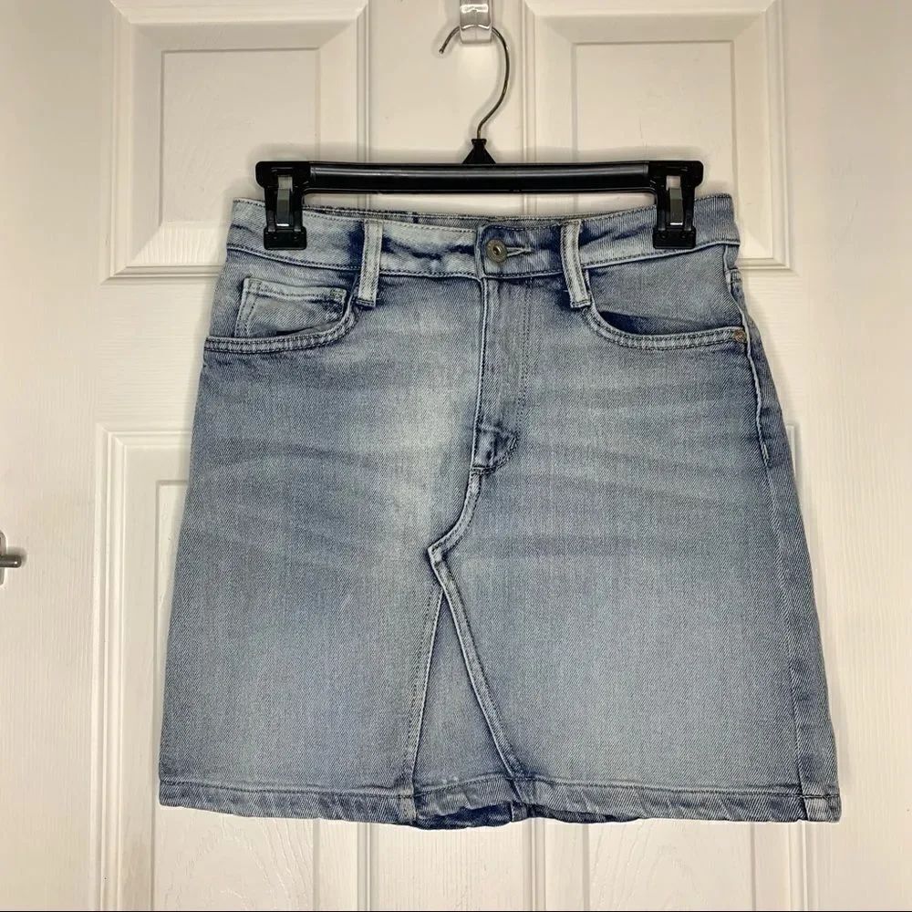 Arizona Jean Co Light Wash Denim Skirt Size 3